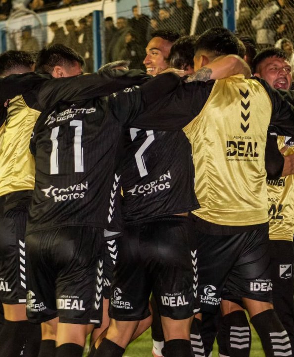 Central Norte le ganó a Racing de Córdoba sobre la hora y se aleja del descenso en la Primera Nacional