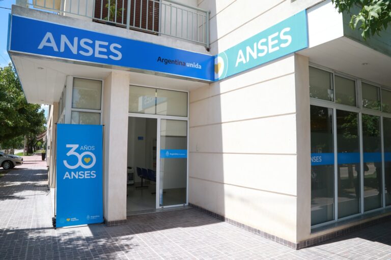 Fecha de cobro de Anses: el cronograma de pagos para este lunes 18 de mayo