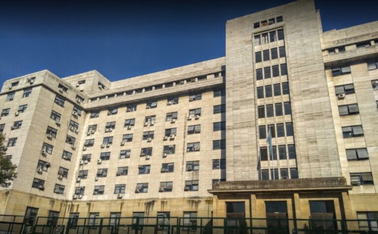 El Gobierno retiraría los pliegos de dos jueces por sus vínculos con la AFA