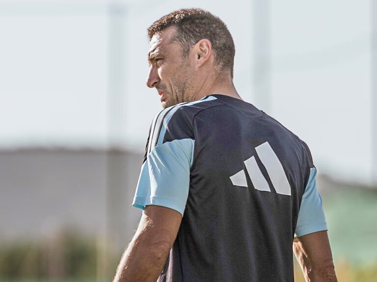 La Selección argentina realiza su primer entrenamiento en Kansas bajo un intenso calor