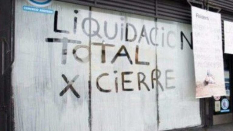 Mar del Plata: 40 persianas bajas golpean el relato turístico