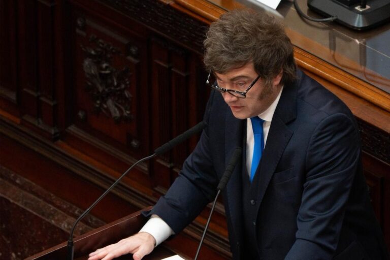 Milei aumentó el giro de transferencias no automáticas a las provincias: el detalle