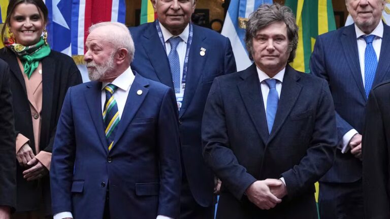 Mercosur: Milei asistirá a la cumbre presidencial rodeado de fuertes fricciones