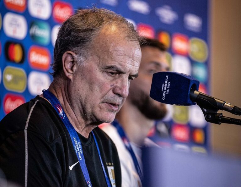 Los detalles de la última charla de Bielsa con el plantel de Uruguay
