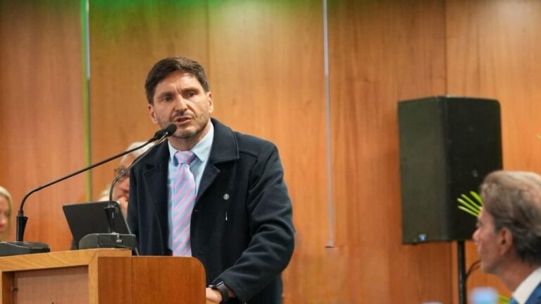 Pullaro celebró la decisión europea: “Defendimos a nuestro campo y a la industria del biodiésel”