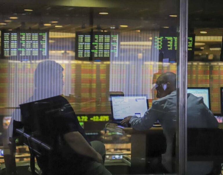 Semana negativa para los mercados y aumento del riesgo país