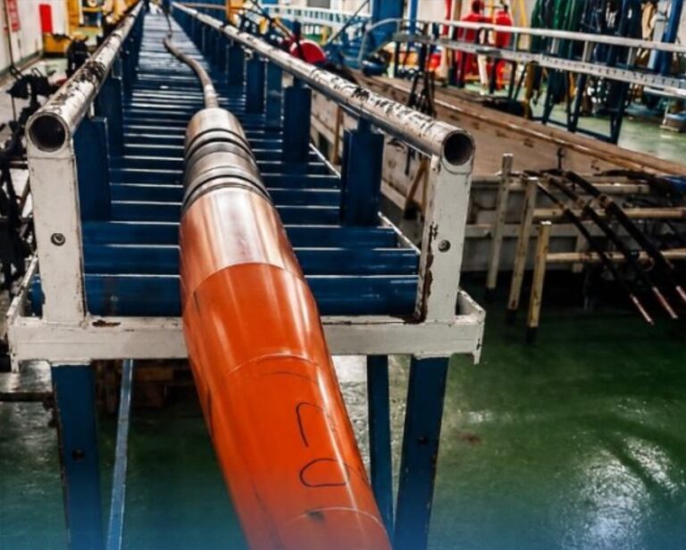 Restablecen por completo el cable submarino de fibra óptica en Venezuela