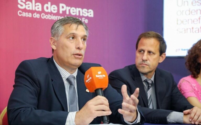 Santa Fe mejoró su calificación crediticia y quedó por encima de la nota soberana de Argentina