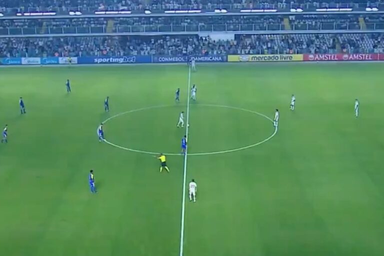 Santos sufre un blooper histórico pero avanza en la Copa Sudamericana