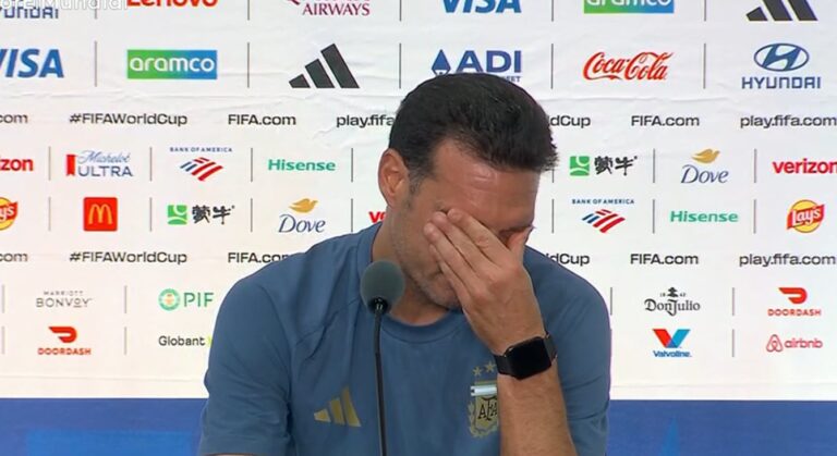 Quebrado, Scaloni puso en duda si seguirá en la selección: “Me duele en el alma, lo siento”