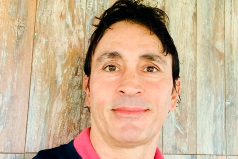 De Actor a Constructor: La Transformación de Sebastián Estevanez a los 55 Años