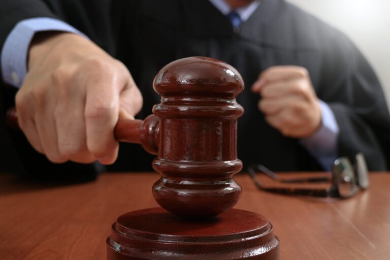 El Decoro Judicial: Un Pilar Fundamental en la Confianza Pública
