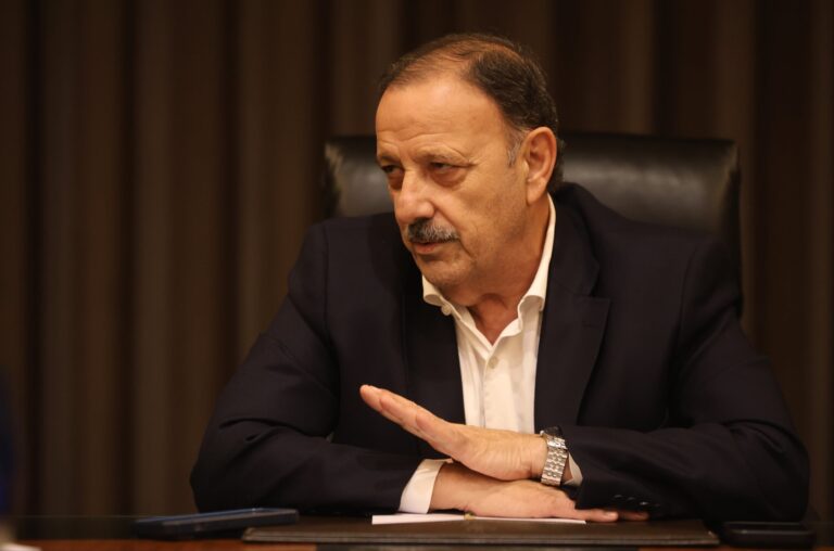 Quintela advierte a inversores: «El peronismo revisará todo lo que haga Milei»