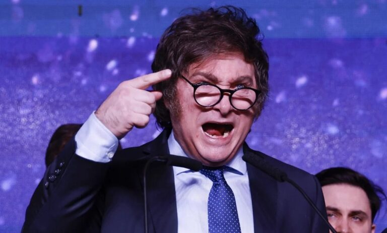 Milei califica a su vicepresidenta Villarruel como «opositora» y cuestiona sus críticas