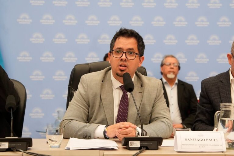 Oficialismo Avanza en Reforma del BCRA a Pesar de la Controversia