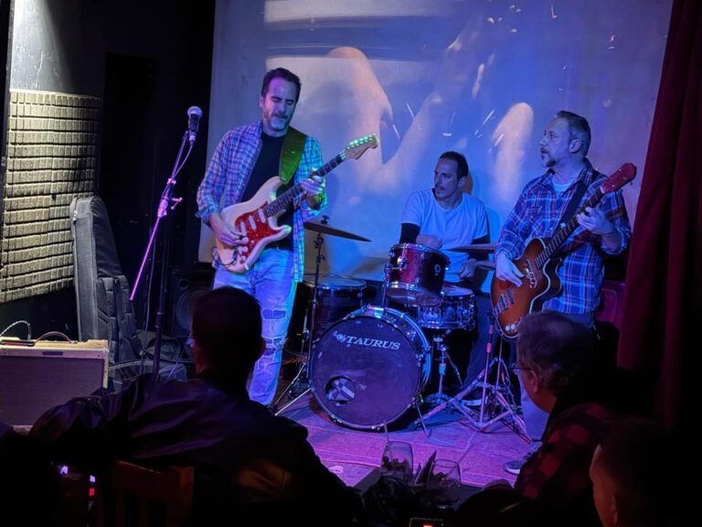 Gonzalo Bergara Regresa con un Show de Blues y Rock que Deja Huella