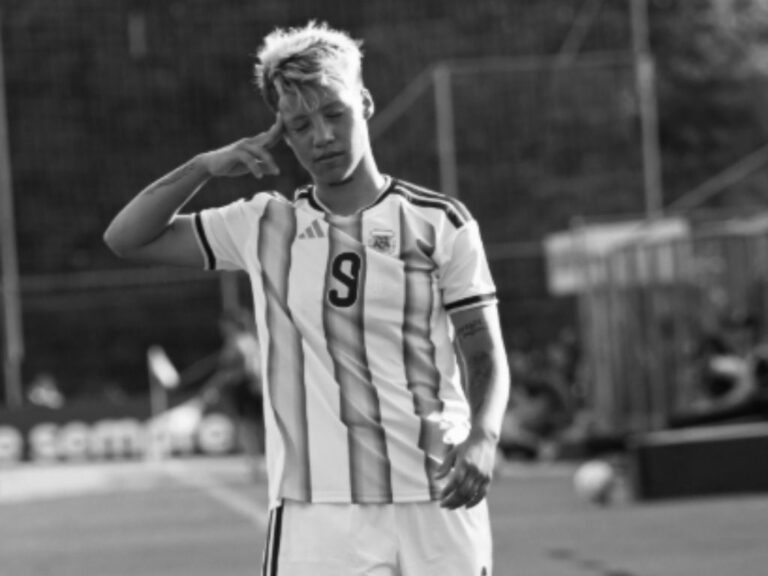 Kishi Núñez se aleja del fútbol para priorizar su salud mental