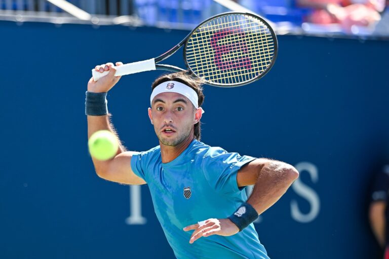 Thiago Tirante sorprende al vencer a Taylor Fritz en Montreal
