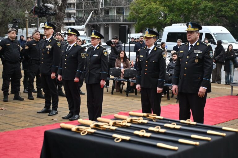 Jorge Macri Resalta el Compromiso de la Policía de la Ciudad en Ceremonia de Reconocimiento