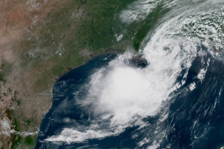 La NOAA Previene: Menos Huracanes en el Atlántico por Efecto de El Niño