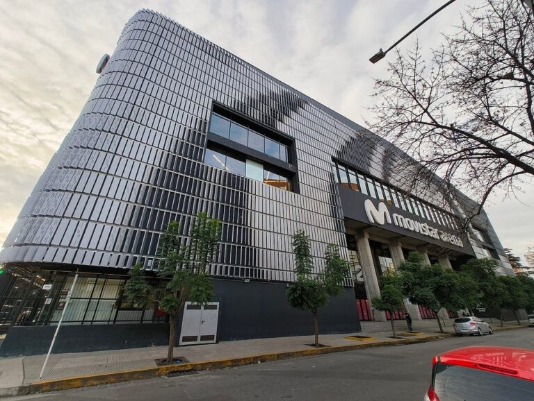 El empresario detrás del Movistar Arena critica a La Nación: «Cero corazón»