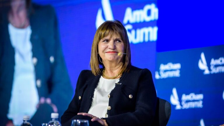 Bullrich Replica a Santilli: «No Es Verdad que se Hayan Tratado Cambios en el Presupuesto»