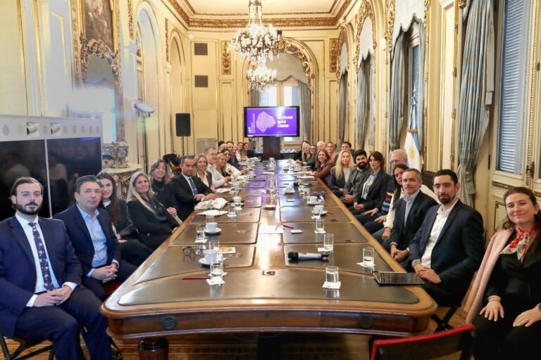 El Gobierno Presenta el Presupuesto 2027 en un Contexto Electoral Complicado