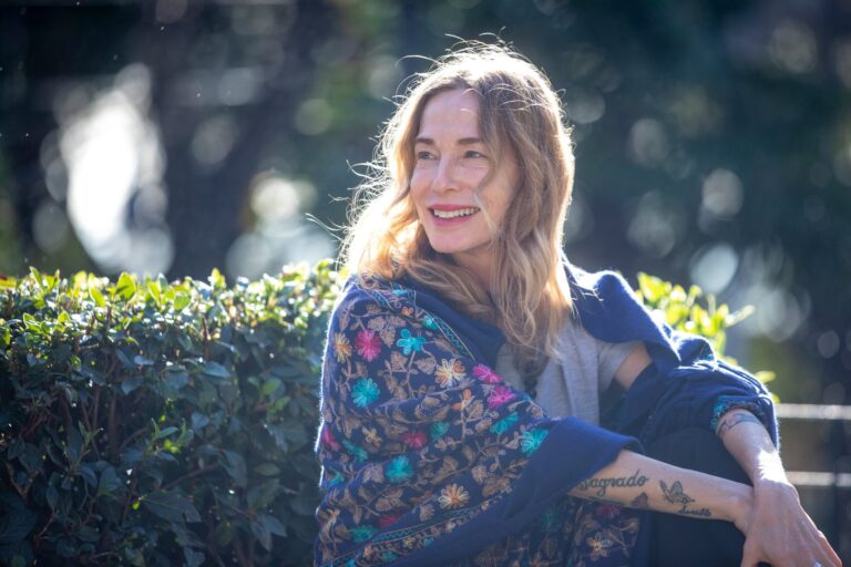 Gloria Carrá: Regreso a la Comedia, Música y la Vida como Madre
