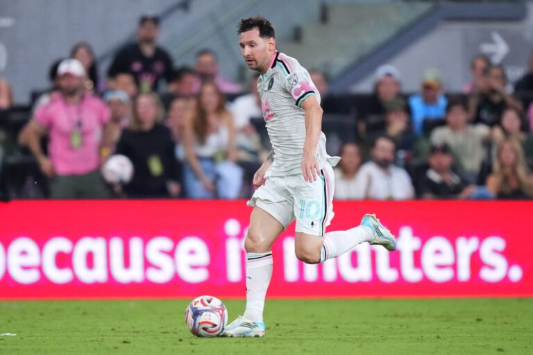 Inter Miami y Nashville se enfrentan en un emocionante duelo con Messi en la cancha