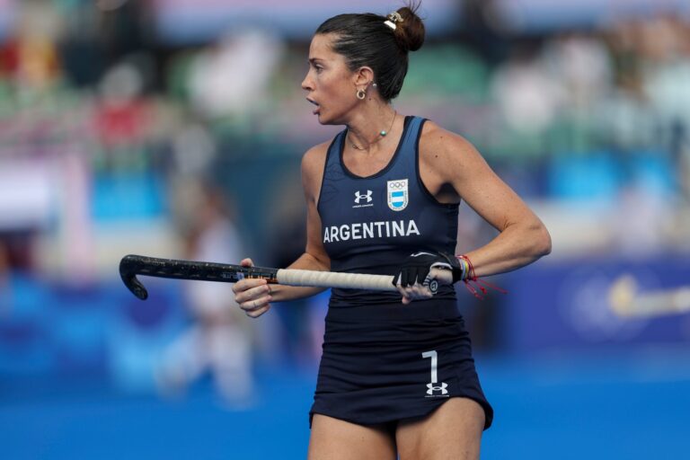 Agustina Albertario defiende a Las Leonas ante críticas en redes sociales