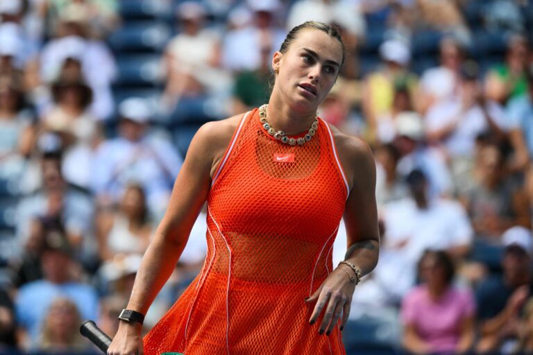 El US Open Interrumpe un Partido por Olor a Marihuana: Sabalenka en el Centro de la Controversia