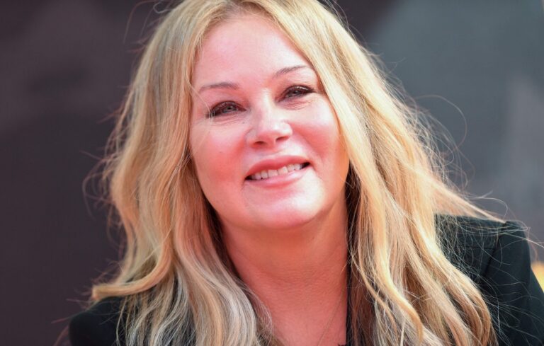 Christina Applegate regresa a las redes tras meses de internación: «Mucho amor»